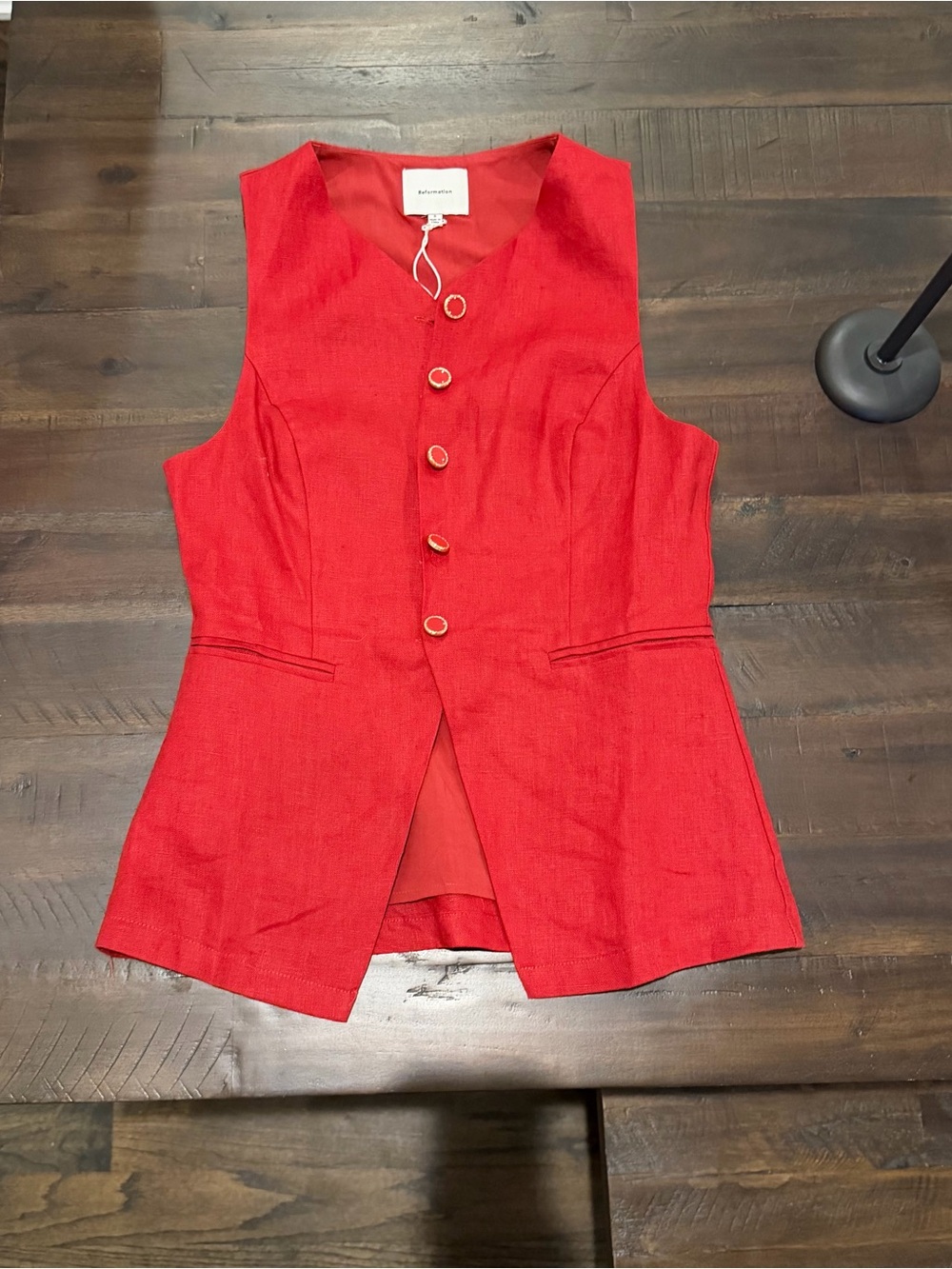 Reformation Red Sleeveless Button-Front top, size 6 - Picture 3 of 5